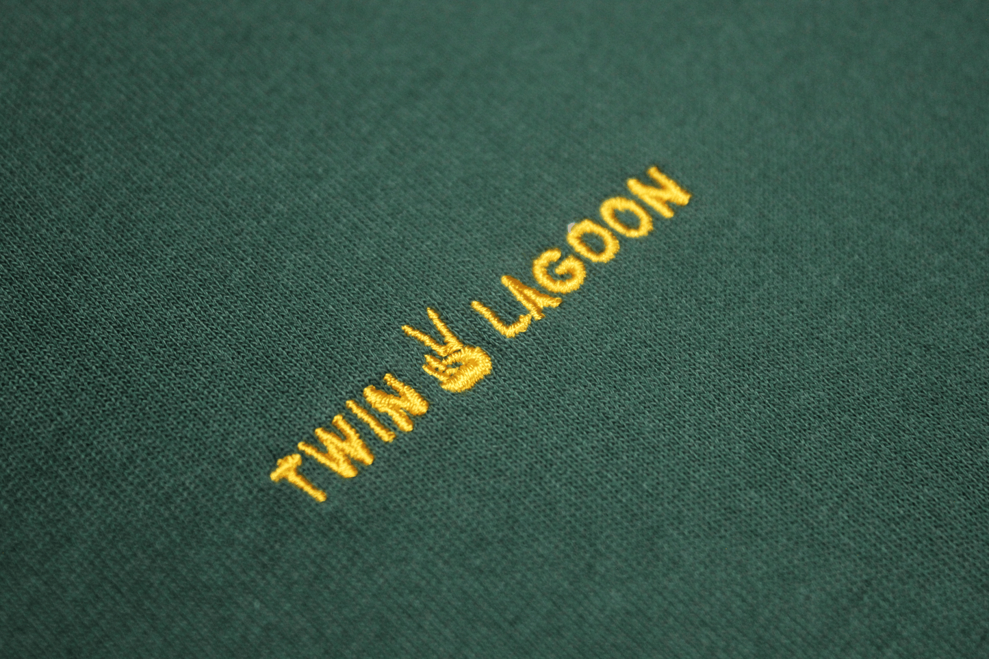 TWIN Tee